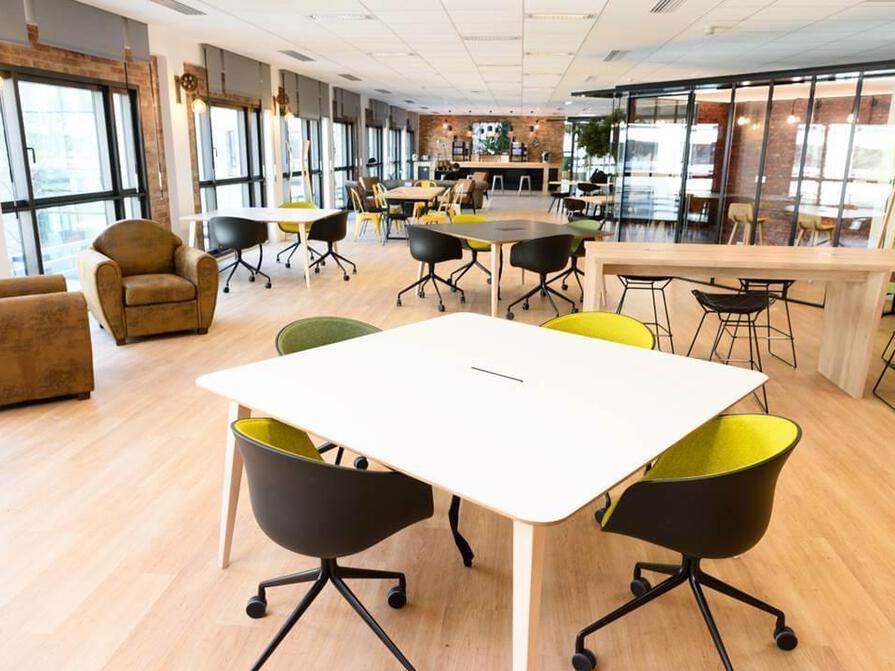Aménagement des nouveaux espaces ouverts et collaboratifs